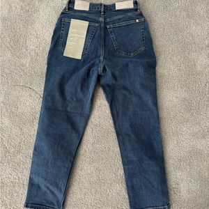 Everlane cheeky curvy jean size 27 brand new